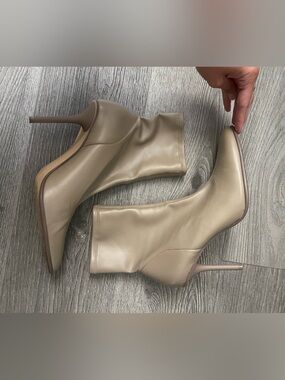 Zara taupe heeled boots, size 10